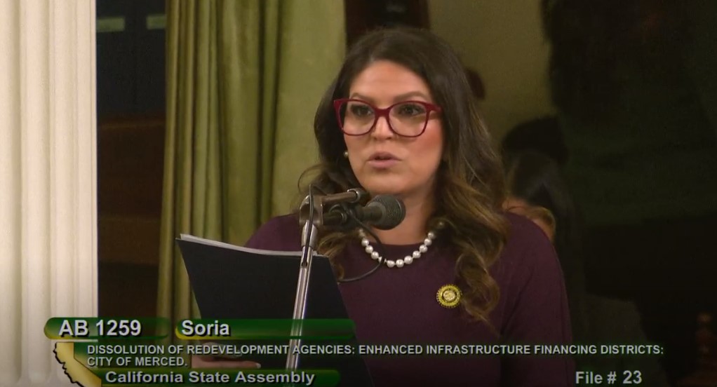 Assemblywoman Soria presents AB 1259 on the Assembly floor and encourages an aye vote.