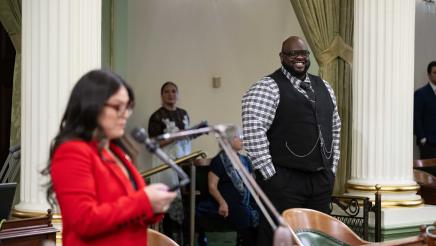 Assemblywoman Soria Recognizes Several Guests from District 27 During Floor Session
