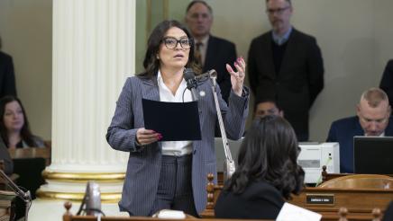 Assemblywoman Soria Welcomes Valley Build to Assembly Floor