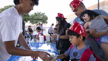 Assemblywoman Soria Hosts Backpack Giveaway in Merced